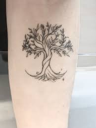Fineline Tree Tattoo Tree Of Life Tattoo Simple Tree Tattoo Tree Tattoo Arm