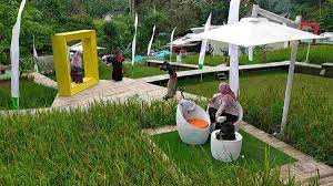Hai sobat pada kesempatan yang berbahagia ini saya akan share beberapa daftar alamat pt/perusahaan/pabrik yang ada di tasikmalaya. Cireong Natural View Farming Wisata Instagramable Baru Di Ciamis