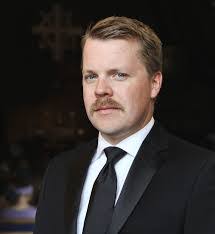 Derek Mink's Instagram, Twitter & Facebook