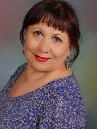 Rebecca Zehner's Instagram, Twitter & Facebook