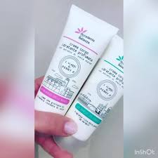 Sempre alla mano e disponibili, pronti a chiarire qualsiasi dubbio. Lasciati Avvolgere Dalla Texture E Dalle Accademia Della Bellezza