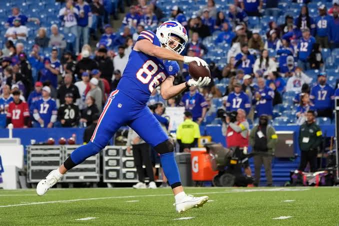 WATCH: Bills' Dalton Kincaid scores first touchdown of 2025 vs. the Ravens - Yahoo Sports