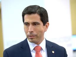 Paraguay designa a Federico Alberto González Franco como nuevo canciller