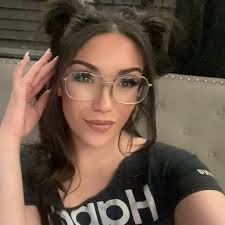 Travis Rowe (@travis.rowe.212466) • Facebook