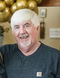 Dixie Farmer's Instagram, Twitter & Facebook