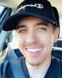 ChrisBstation (@chrisbstation) • Instagram photos and videos