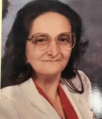 Elizabeth Trumble's Instagram, Twitter & Facebook