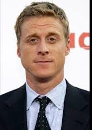 Serious look 👀 Fáme himself s