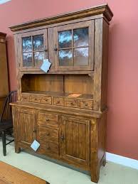 The attic heirlooms round pedestal table by broyhill furniture was created by skilled craftsmen from select oak hardwoods to bring unique blend of timeworn antique looking furniture and durability of new furniture in any home. Last Broyhill Attic Heirlooms China Cadwell Furniture Facebook