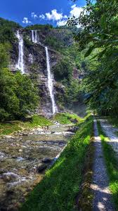This is a beautiful water fall where you can visit on the way to sant morize, switzerland. Fotos Von Italien Acquafraggia Sondrio Lombardy Weg Bach 1080x1920