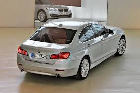 2016 Bmw 3 Series Vs 2016 Bmw 5 Series Whats The