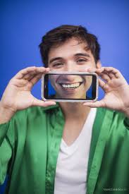 Vlogspaper y el algoritmo inalterable de la autenticidad