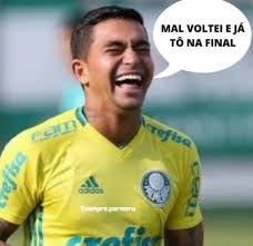 O árbitro principal é jean pierre goncalves lima (rs), auxiliado por leirson peng martins (rs) e andre da silva no primeiro turno do brasileirão, o palmeiras venceu o corinthians em itaquera por 2 a 0, gols de luiz adriano e gabriel veron. Zoacoes Com Corinthians Bombam Na Web Apos Eliminacao Para O Palmeiras Galerias