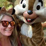 Sara Helmers's Instagram, Twitter & Facebook