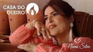 Noemi Silva's Instagram, Twitter & Facebook