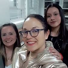 Que la vida te lleve dónde tú corazón sea feliz ❤️ y nadie negocie tu paz.  !! Libres siempre. #mujereslibres