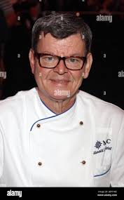 Wohlfahrt hi-res stock photography and images