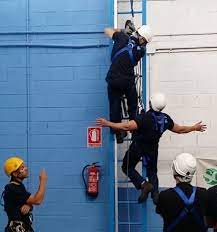 Why Is A Fall Protection Rescue Plan Necessary? | Xsplatforms