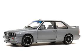 The e30 m3 was built until 1991 and was replaced by the e36 m3 in 1992. Bmw E30 M3 Sterling Silver Metallic 1990 Solido