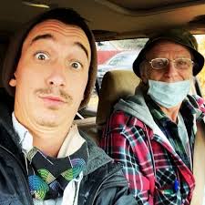 Bargeway pub for music and lunch!!! Getchuh sum