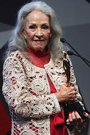 Saltó a la fama haciendo películas junto a actores como pedro armendáriz, mauricio garcés y mario almada. Isela Vega Wikipedia La Enciclopedia Libre