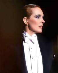 Introduction to the Julie Andrews Fansite group