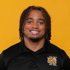 Alexander Diggs's Instagram, Twitter & Facebook