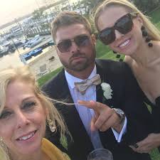 The most amazing person I know turns 60 today! And till this day I still  don't know how she does it. Mother. Grandmother. Sister. Daughter. Friend.  Teacher. You are the gold standard