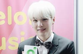 Rapper itu memberitahukan bahwa lagu . Menang Hot Trend Di Mma 2017 Ini Lagu Lagu Lain Garapan Suga Bts
