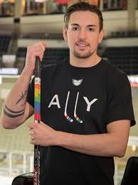 .327 публикаций — посмотрите в instagram фото и видео kurtis gabriel (@kurtisgabriel_). Kurtis Gabriel And His Pride Tape Are Headed To San Jose Outsports