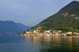 Von unserer franciacorta aus haben wir uns auf eine reise zu den hängen des ätna begeben, wo unser neues projekt, die weine von sciare dell'alba, geboren wurde. Lombardei Franciacorta Und Iseosee Terra Italia