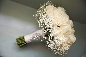 Classic Chic Simple Elegant Champagne Luxe Wedding Simple Bridal Bouquets Champagne Wedding Flowers Wedding Flower Bouquets Vintage