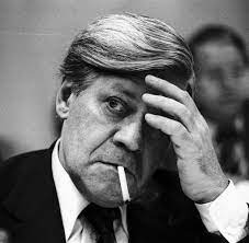 Nach dem chinesischen horoskop kam er im jahr des pferdes (element wann ist schmidt gestorben? 100 Geburtstag Helmut Schmidt Der Beliebteste Bundeskanzler Welt