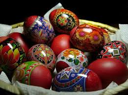 Le asezam pe servete absorbante. Obiceiul Ciocnitului Oualor De Paste Ce Simbolizeaza Si Care Sunt Regulile