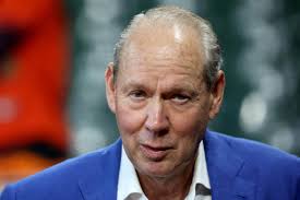 New Year's resolutions for the 2024 Astros, including one for owner Jim  Crane