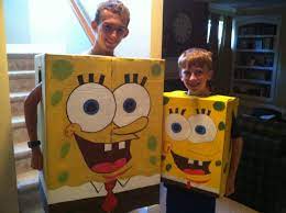 Homemade Spongebob Halloween Costumes For Kids And Adults Made From Regular Boxes Very Easy Craft To Make Knutselen