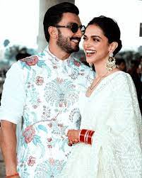 Wedding dress of deepika padukone is most probably designed by sabyasachi. 10 Best Ranveer Singh Wedding Dresses Bewakoof Blog