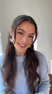 Kate Gibbons's Instagram, Twitter & Facebook