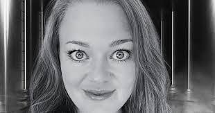 Sadie Hutton's Instagram, Twitter & Facebook