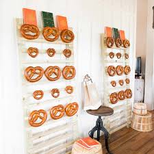 Here's how to make your guests feel special on your wedding day. 19 Small Wedding Ideas For A Perfectly Intimate Celebration