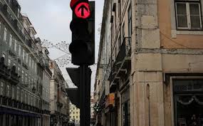 Encontre todas as opções de transporte para sua viagem de lisboa para portimão bem aqui. Restricoes De Transito Na Baixa De Lisboa A Espera Das Eleicoes Economia Jornal De Negocios