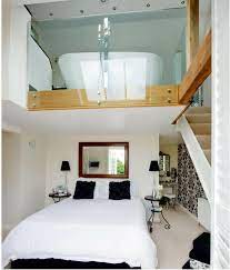 Seperti yang kita tahu, jika kamar dengan ukuran 3 x 3 ini bakal terasa sesak jika kita menempatkan terlalu banyak pajangan di sekitarnya. 10 Inspirasi Desain Mezzanine Yang Cocok Untuk Hunian Mungil Artikel Spacestock
