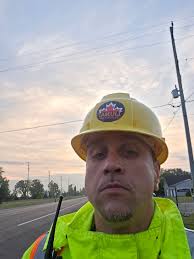 Looking to buy my first seal coating setup. I'm looking into asphalt  kingdoms 275g tote. Has anyone used this system or something like it?  Looking for honest opinions