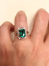 Pin By Sofia Dave On Girls Jew Emerald Wedding Rings Jewelry Emerald Jewelry