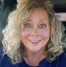 PEARL HIGH CLASS 1972 reunion dinner gathering