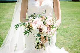 Skip to main content skip to main menu skip to footer. 8 Bouquet Styles Defined The Pink Bride