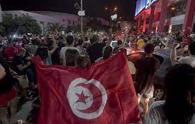 Links to external websites are provided as a convenience and should not be construed as an endorsement by the u.s. Tunisie Entre Crise Sanitaire Et Politique Le President Kais Saied Tente De Reprendre La Main