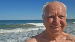 What is the temperature like in the Crystal Caves?