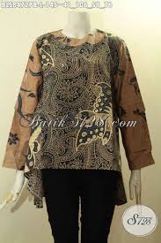 Desain baju batik kombinasi modern selain kombinasi yang berbeda, bisa juga kamu gunakan kain yang sama antara atasan dan. Model Baju Batik Wanita Atasan Terkini Hadir Dengan Desain Modis Bagian Depan Lebih Pendek Dari Belakang Pakai Kancing Belakang Dan Lengan Model Tumpuk Harga 145k Bls8472pb L Toko Batik Online 2021