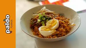 Bring to boil and then add ramen and soup powder and cook according to package directions. Paldo Mr Kimchi Stirfried Kimchi Ramen Instant Noodle Recipe Time Ep 444 Youtube